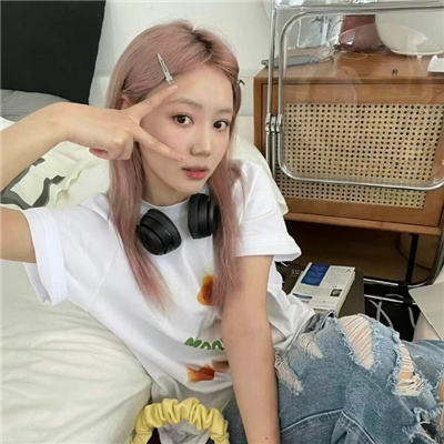 昭通伴游女生左惜筠的资料